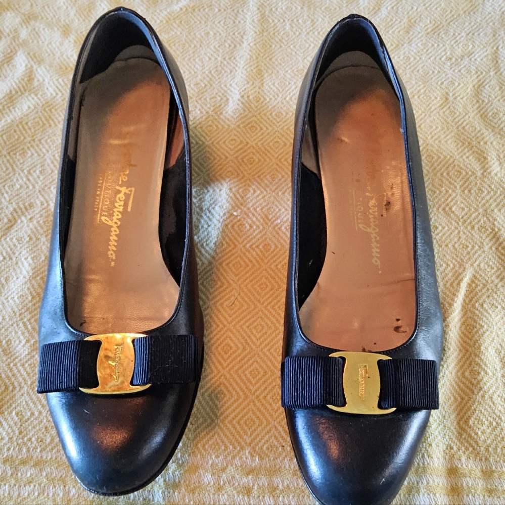 Salvatore Ferragamo Blue Flats with Bow Accent